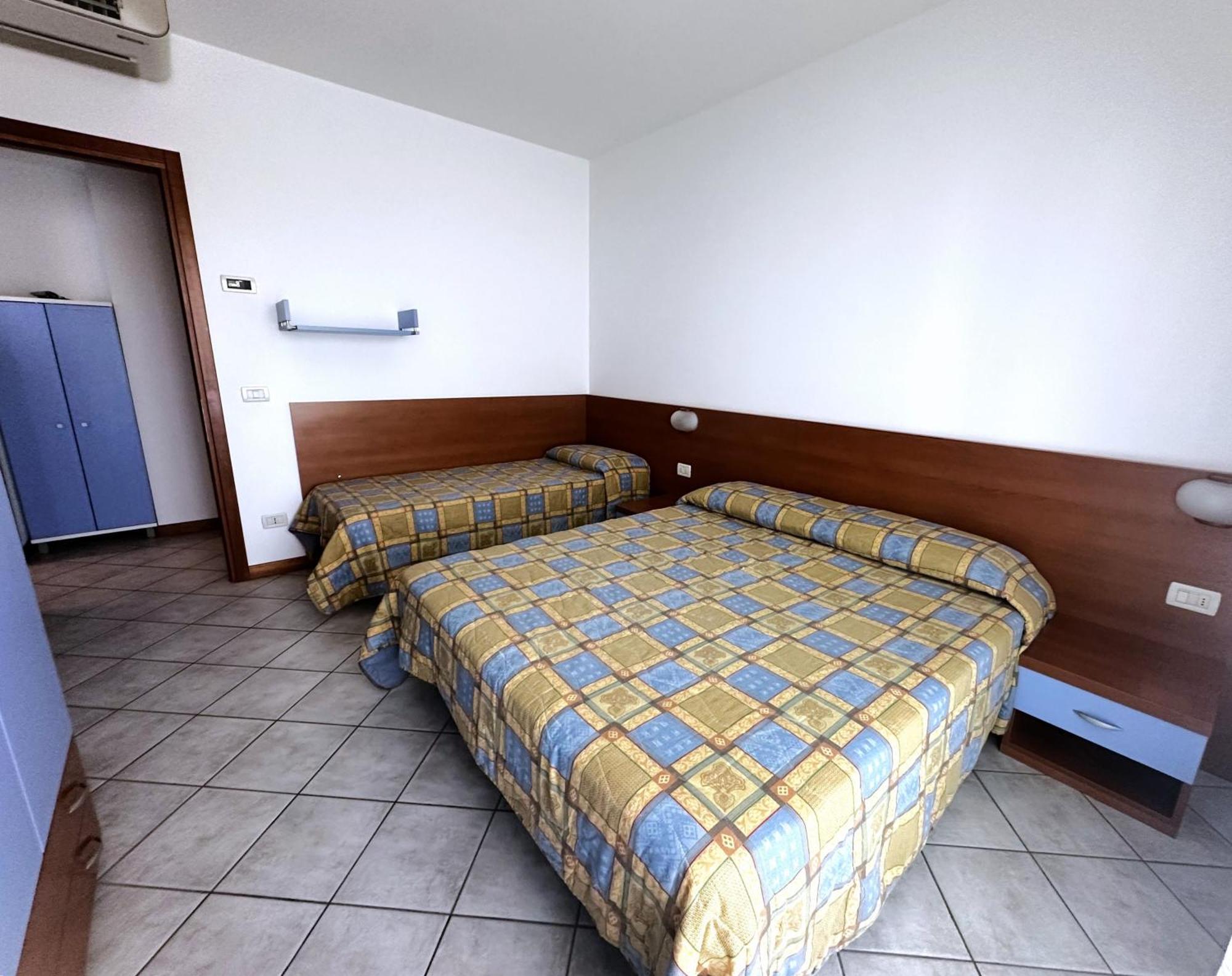 Residence Eurostar Бибионе Экстерьер фото
